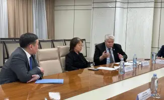 Мост между поколениями: заседание «Совета наставников» в столице