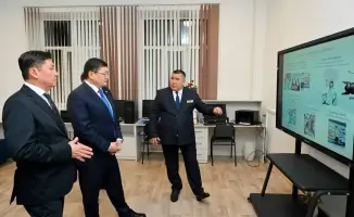 Аким Семейских школ-интернатов перед Новым годом