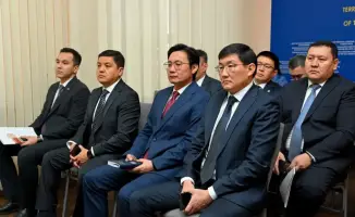 Градостроительный мост: Аким области на личном приеме соединяет голоса жителей Семей