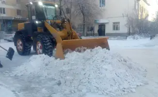Снежные заносы в Астане: последствия для дорожного движения и безопасность жителей
