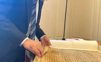 Казахстанские ученые изучают рукописи в Гарварде