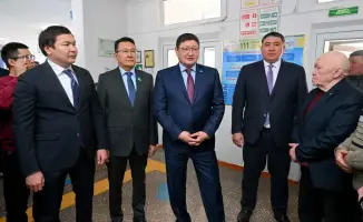 Аким области Берик Уали обсудил с жителями Тарбагатая важные вопросы и обещал помощь в решении проблем