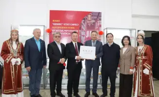 Книжная полка китайского издательства «Феникс» открыта в Алматы