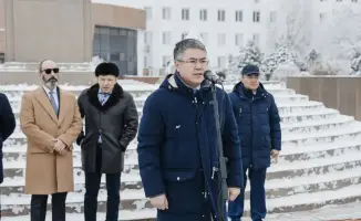 Улучшение медицинского обслуживания в Атырау: новая техника для службы скорой помощи