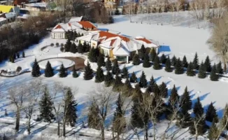 Дворец для избранных: как VIP-резиденция тянет бюджет Западного Казахстана?