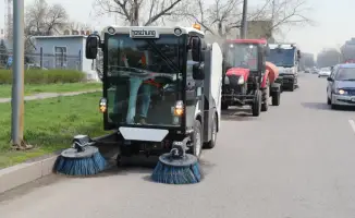 В Алматы завершен поливомоечный сезон и началась подготовка к зимним осадкам и гололеду