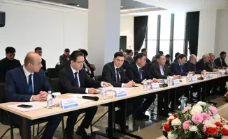 Депутаты и эксперты обсуждают внедрение новых технологий в сельское хозяйство для поддержки фермеров