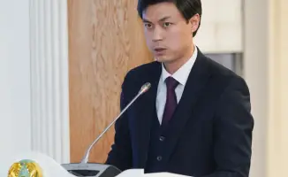 Принятие 70 молодых специалистов на государственную службу в Туркестанской области: шаг к обновлению кадрового резерва