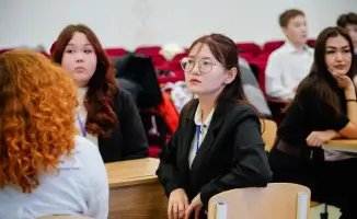 Игра «Что? Где? Когда?» прошла в школе № 36