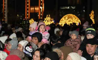 Туркестан: огни елки зажгли, а мечты сбываются!