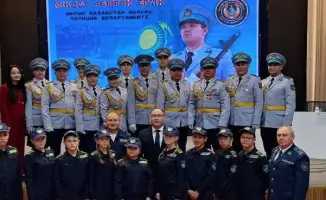 Школьники ВКО узнали о профессии полицейского на встрече с МВД