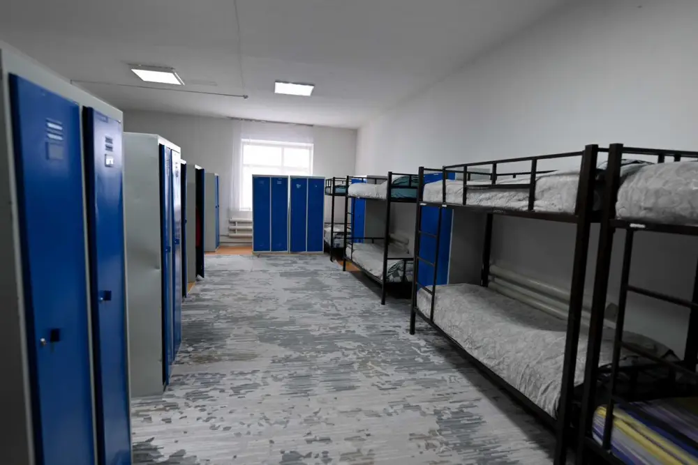 Аким области посетил лицей для одаренных детей в Семее (9)