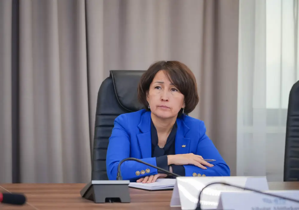 Обсуждены вопросы расширения совместных научных исследований (4)