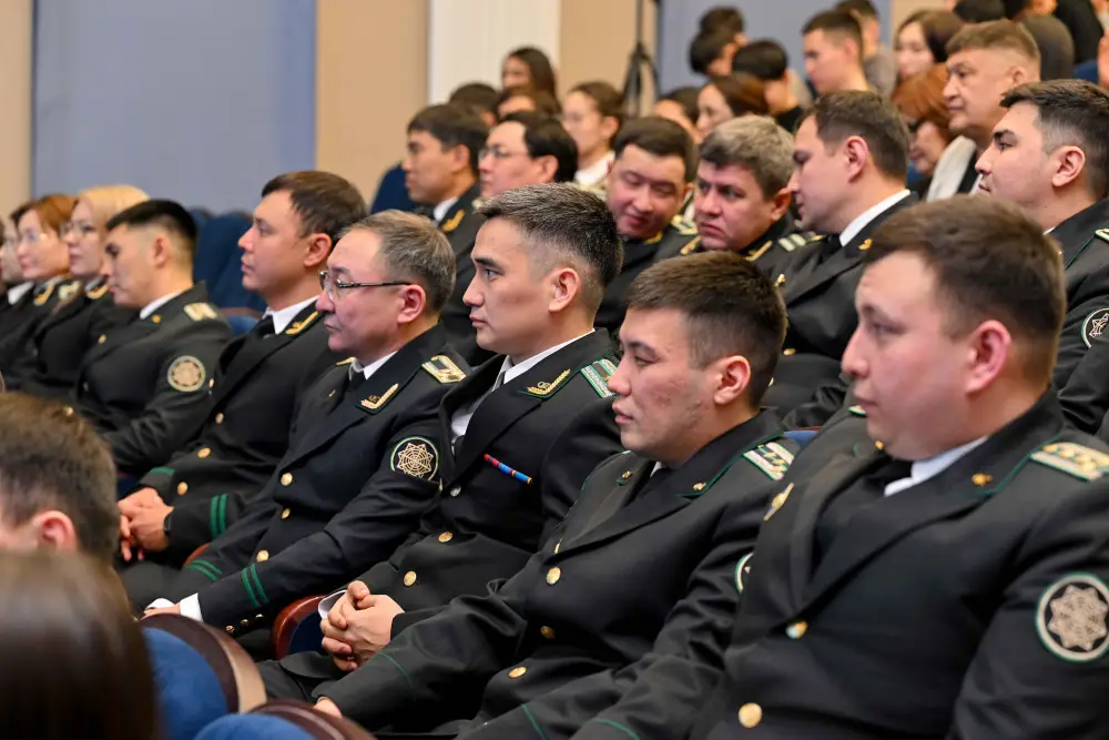 В Семее прошел региональный форум «5 лет на пути закона и порядка» (9)