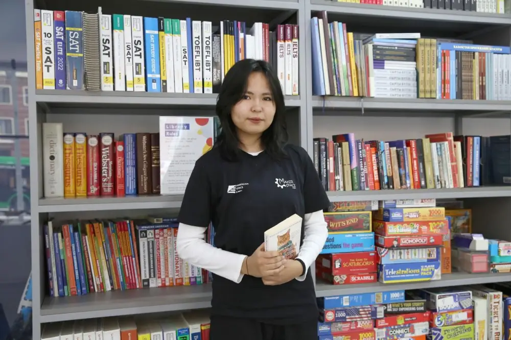 В Алматы на базе городской библиотеки открылся новый культурно-образовательный центр (3)