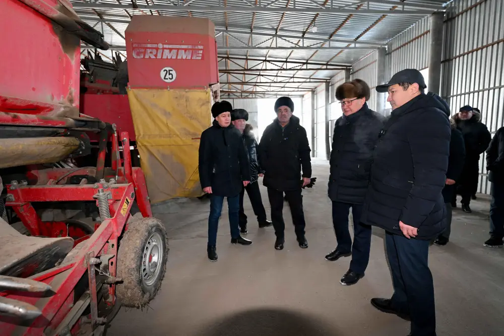 Аким области ознакомился с деятельностью крестьянских хозяйств в Бескарагайском районе (10)