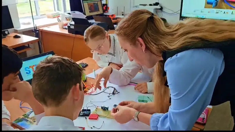 Как педагог из Карагандинской области меняет представление о сельской школе (4)