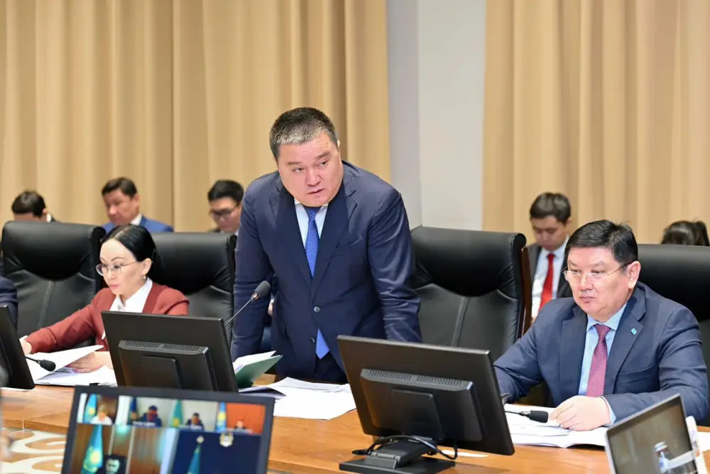 В области Абай ведется строительство 35 социальных объектов (8)