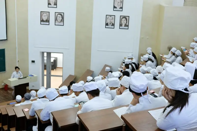 Карагандинские университеты вошли в число лидеров рейтинга образовательных программ НПП «Атамекен» (2)