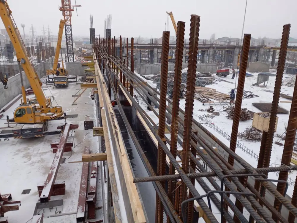 Строительство многофункционального спортивного комплекса в Кызылорде набирает обороты (4)
