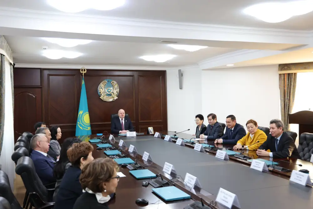 В Высшем Судебном Совете поздравили Баймолдину Зауреш Хамитовну с 70-летним юбилеем (6)