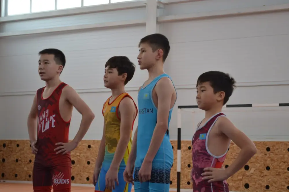 В Шалкарском районе введён в эксплуатацию новый спортивный комплекс: проект, давший импульс развитию села Бозой (6)