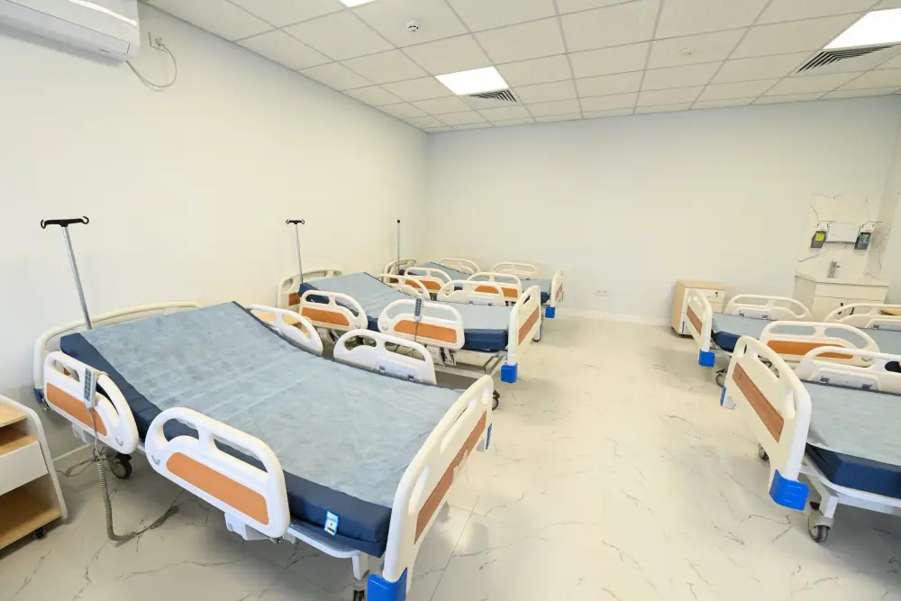 Глава региона ознакомился с работой центра Orhun Medical (4)