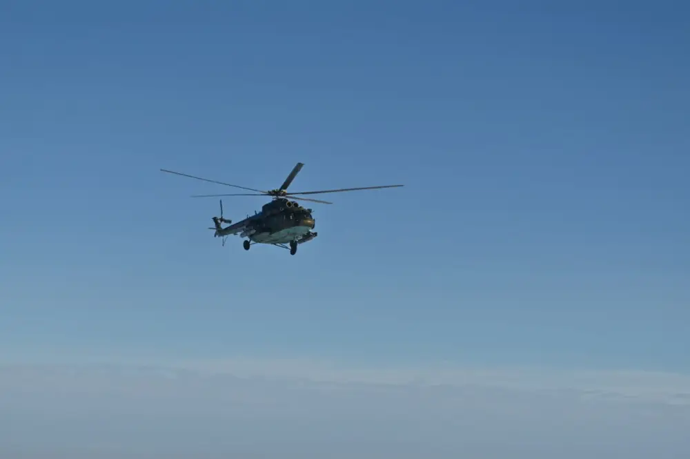 Более 12 тысяч часов налета: военные летчики начали учебно-тренировочные полеты (3)