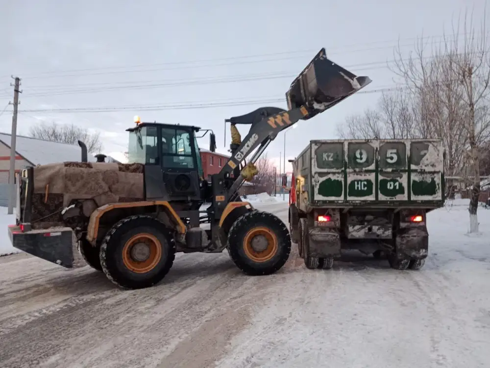 Более двух миллионов кубометров снега вывезли из Астаны с начала зимы (10)