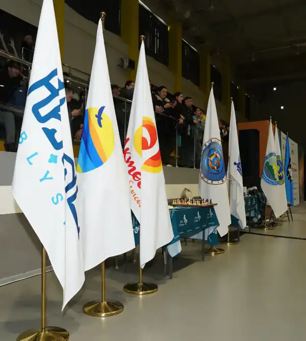 В чемпионате Казахстана по шахматам среди юниоров в Туркестане принимают участие 1052 спортсмена (10)