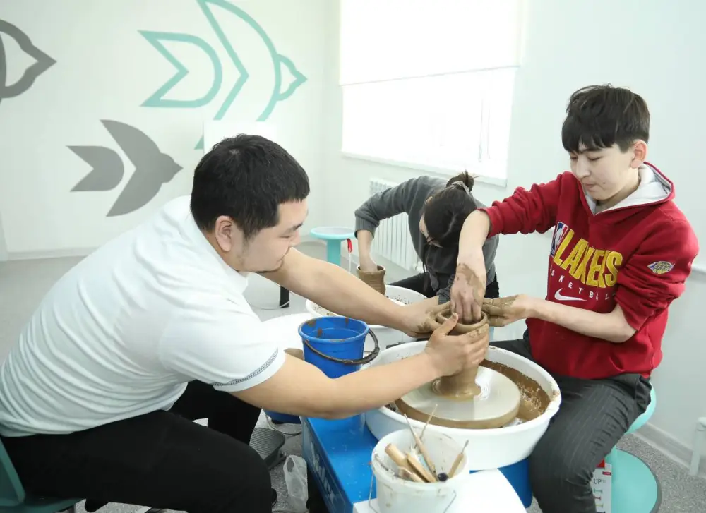 В Жанаозене состоялось техническое открытие реабилитационного центра для детей с особыми потребностями (6)