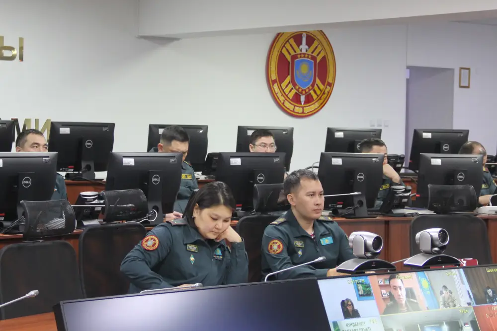 Национальная гвардия усиливает контроль за рассмотрением обращений граждан (3)