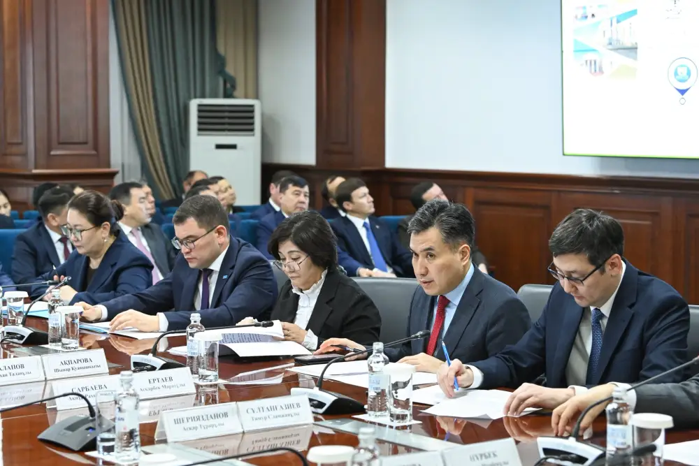 Обсуждены вопросы развития социальной сферы (2)