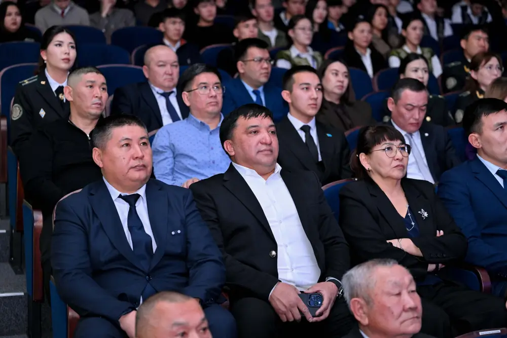 В Семее прошел региональный форум «5 лет на пути закона и порядка» (3)