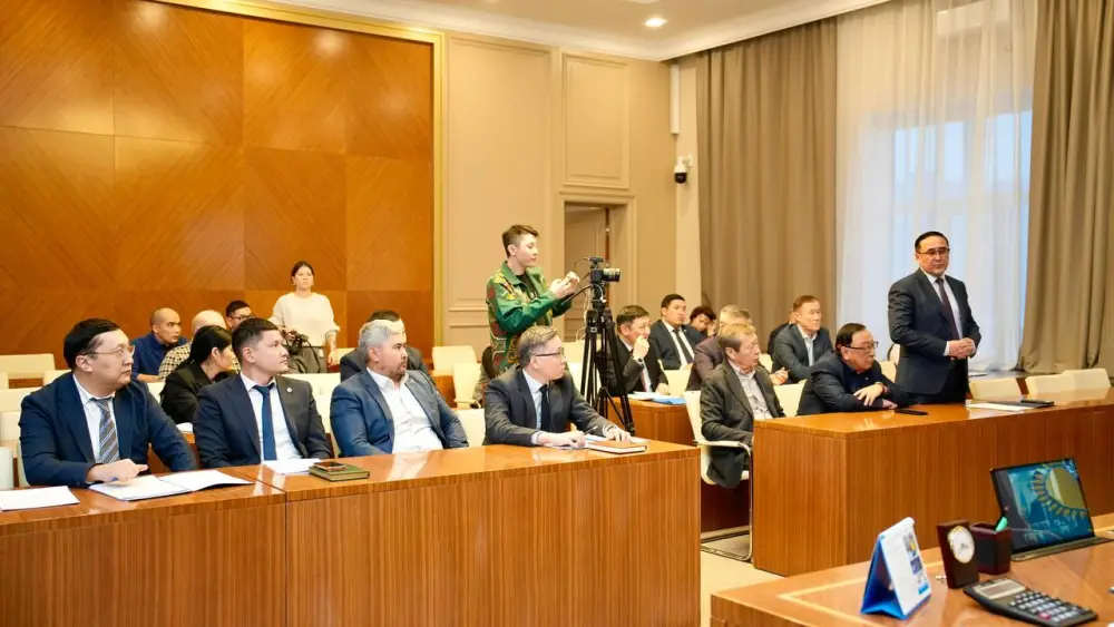 Аким ВКО: Необходимо усилить контроль за целевым использованием субсидий в сельском хозяйстве (6)