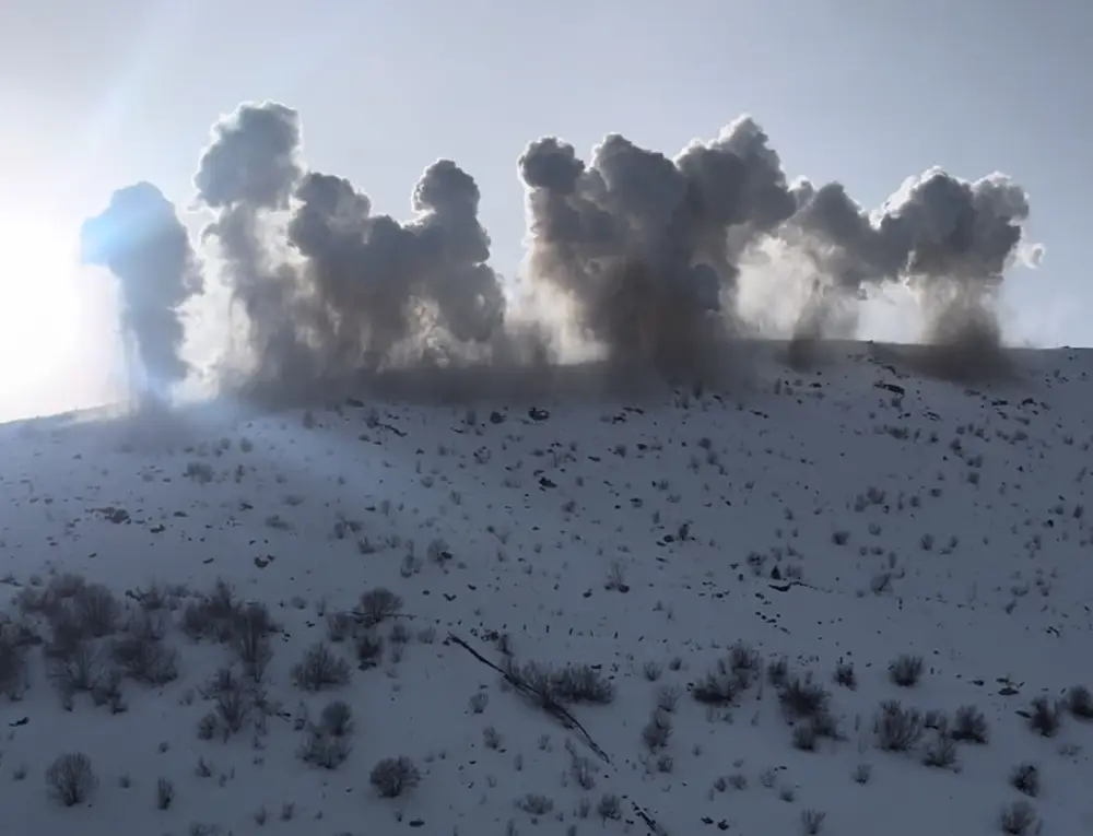 МЧС принимает превентивные меры в лавиноопасный период (2)