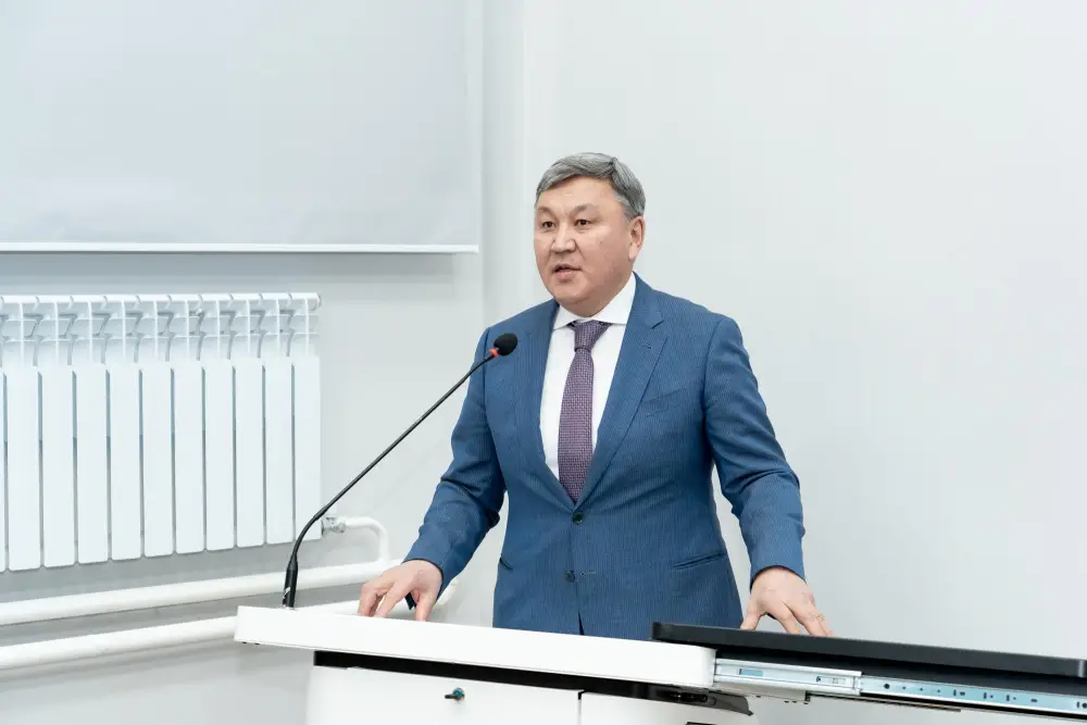 Именная Smart-аудитория Ивана Сауэра открылась в КАТИУ имени С. Сейфуллина (9)