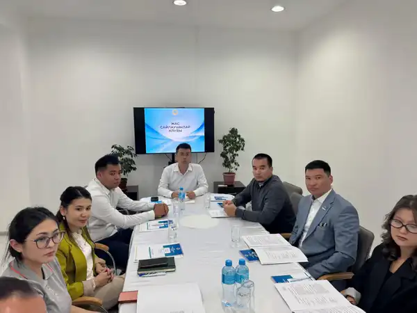 16 сентября 2025 года состоялось первое заседание Клуба молодых избирателей, созданного при Атырауской областной территориальной избирательной комиссии (2)