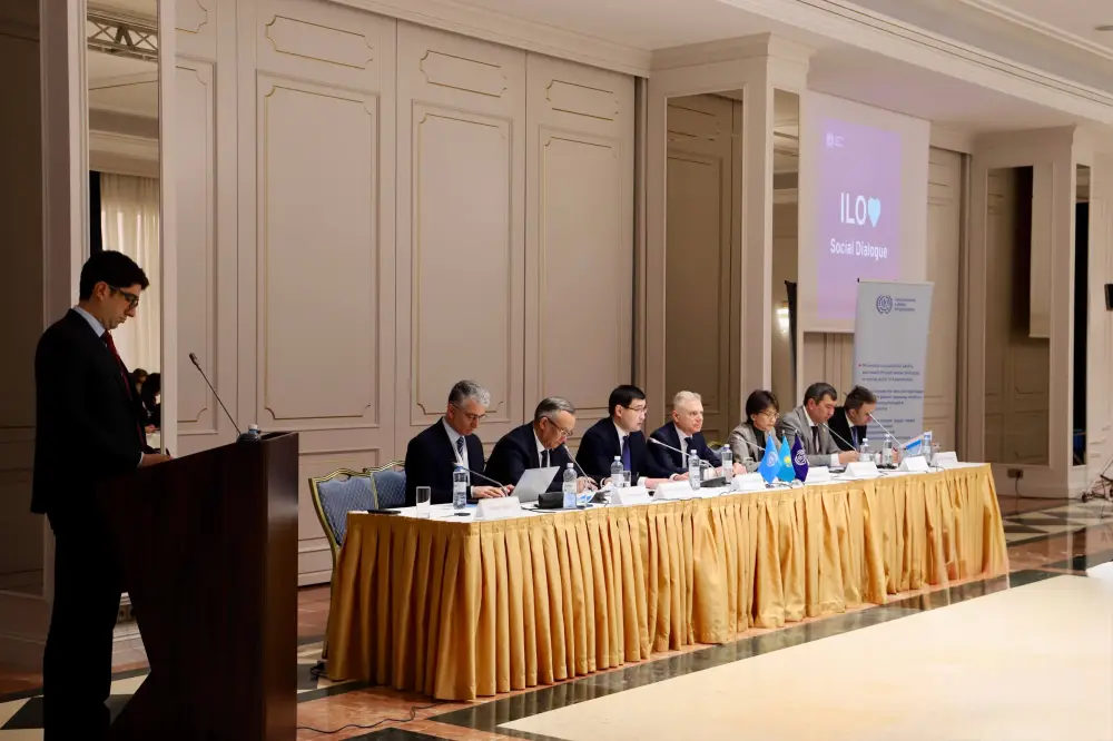 Вопросы содействия достойному труду в Казахстане обсуждают международные эксперты в Астане (3)