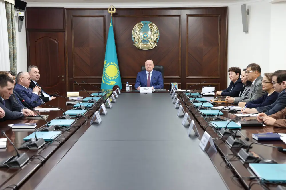 В Высшем Судебном Совете состоялось аппаратное совещание, посвящённое конституционным реформам и деятельности Конституционной комиссии (4)