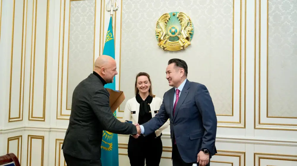 Аким ВКО провел переговоры с послом Австрии в Казахстане (6)