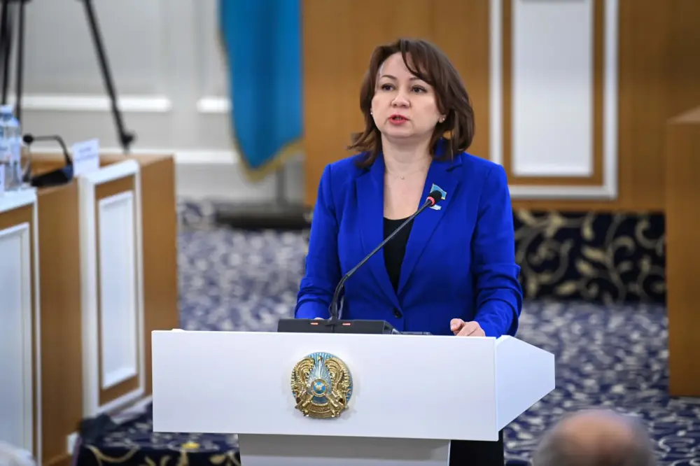 Конституционная комиссия приступила к обсуждению проекта поправок (3)