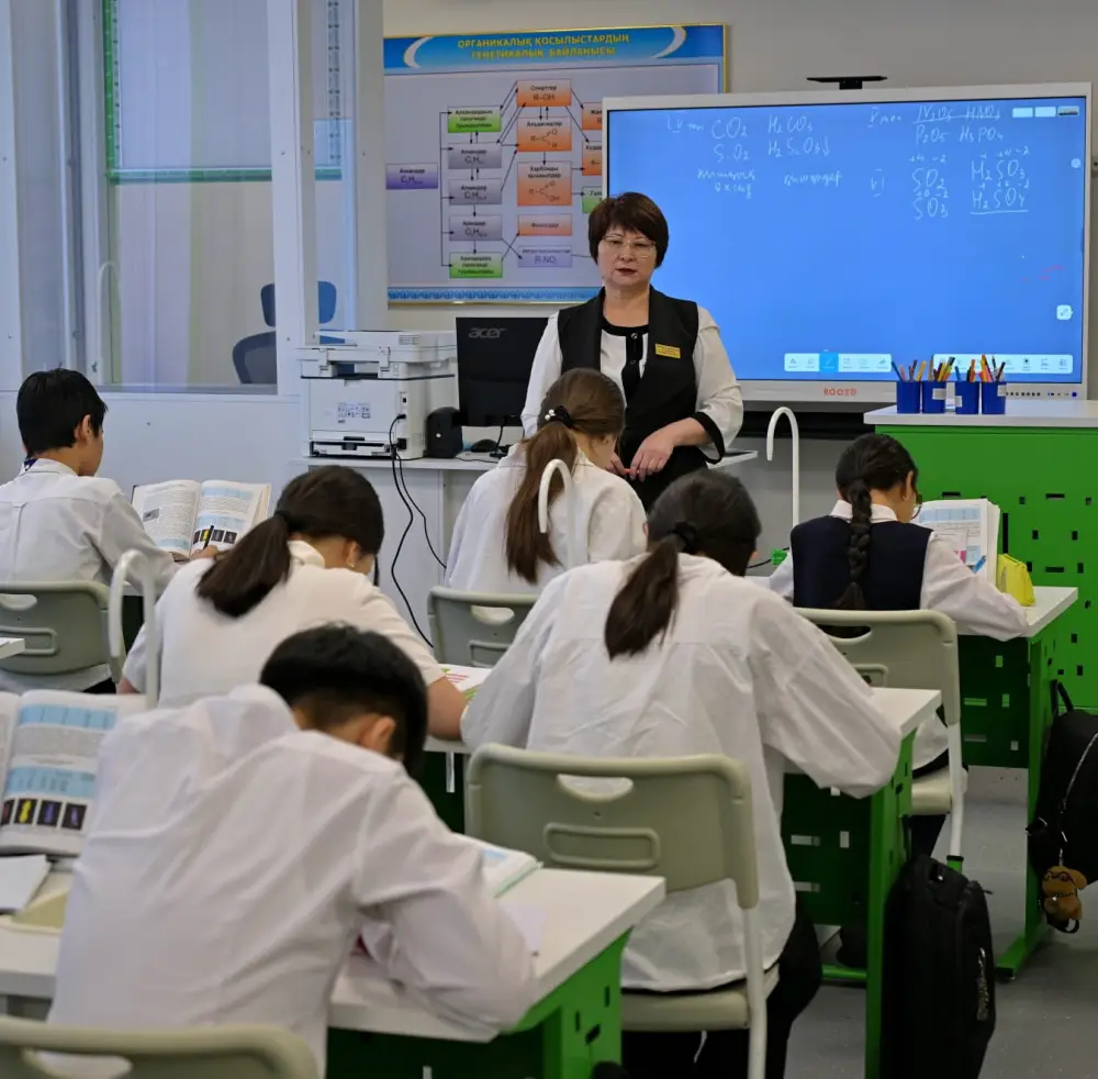 В Павлодаре открылась новая школа (7)