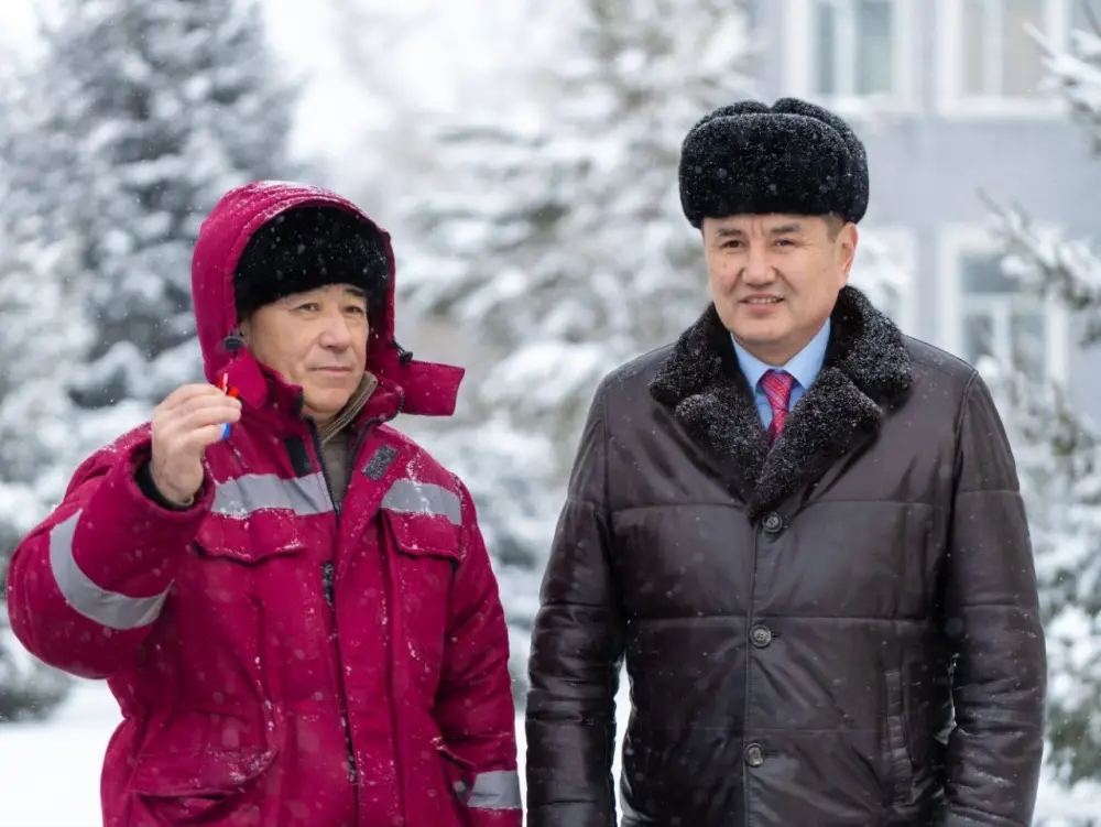 В ВКО поступили новые автомобили скорой помощи (4)