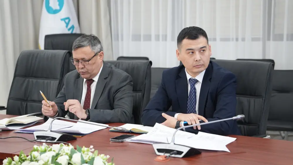 Проведено совещание по проводимым работам на осушенном дне Аральского моря (6)