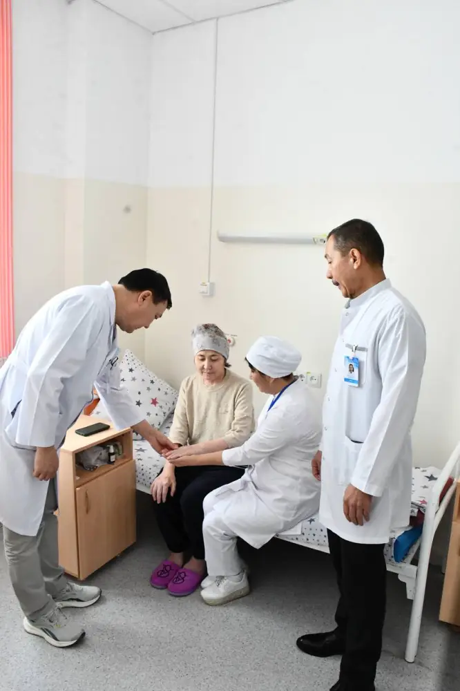 В АКТЮБИНСКОЙ ОБЛАСТИ НА БАЗЕ МНОГОПРОФИЛЬНОЙ БОЛЬНИЦЫ ОТКРЫТО РЕВМАТОЛОГИЧЕСКОЕ ОТДЕЛЕНИЕ (2)