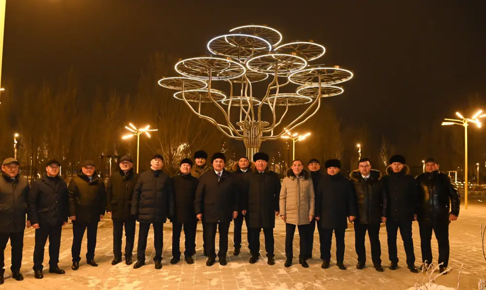 Глава региона ознакомился с ходом реконструкции Президентского парка (6)