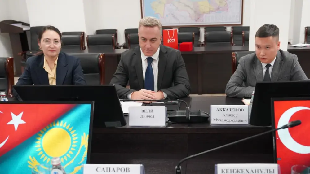 МСХ РК и Coca-Cola Içecek Kazakhstan подписали инвестсоглашение о строительстве завода в Актобе (2)