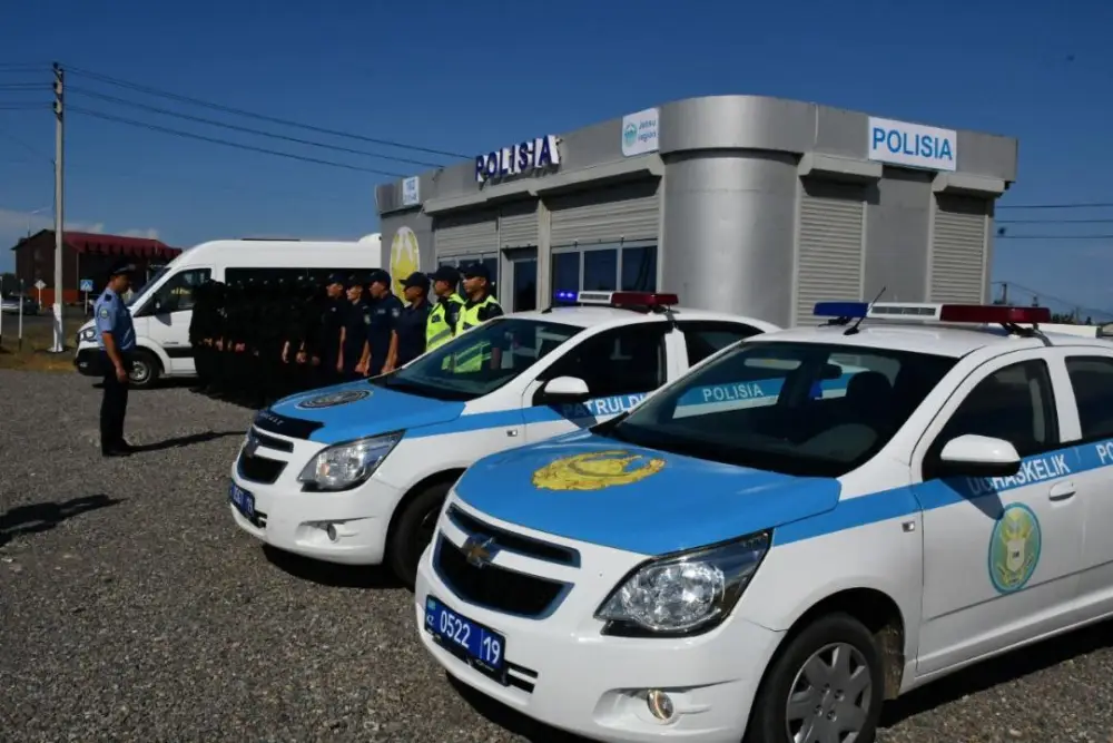 В области Жетісу на побережье Алаколя устанавливают новые объекты сервиса и безопасности (6)