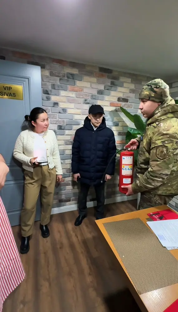 Соблюдение правил пожарной безопасности проверили в 10 заведениях общепита столичного района Алматы (2)